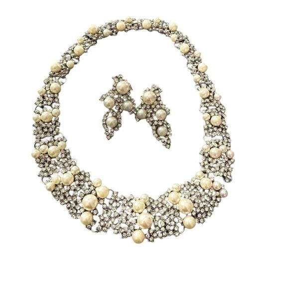 Silver Tone Statement Faux Pearl Necklace & Earrings - Picture 1 of 9